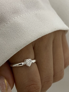 Anillo corazon con cubic y detalle (Importado) - comprar online