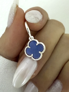 Dije Charm modelo 23 en internet