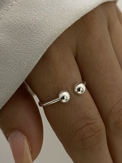 Anillo ajustable 2 bolitas