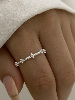 Anillo cubic y detalles