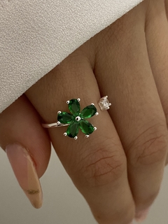 Anillo flor verde y cubic (Regulable)