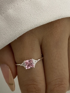 Anillo piedra rosa cuadrada - comprar online