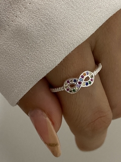 Anillo infinito multicolor
