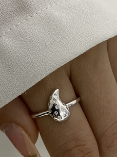 Anillo gota cubic