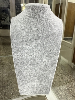 Exhibidor cuello gris - Vogamayorista