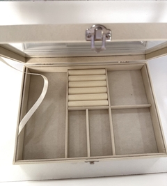 Exhibidor tapa de vidrio grande beige - comprar online