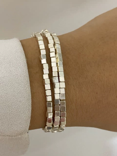 Pulsera cubitos chapado 1000 (elastizada) en internet