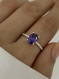 Anillo piedra morada y cubic importado - comprar online