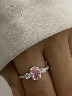 Anillo piedra rosa y cubics - comprar online