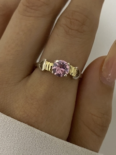 Anillo piedra circulo rosa en internet