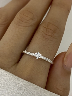Anillo solitario en internet