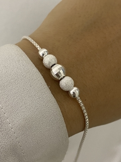 Pulsera modelo 66 en internet
