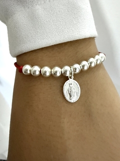 Pulsera hilo rojo bolitas 5mm y dije medalla milagrosa - comprar online