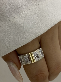 Anillo rectangular ancho blanco
