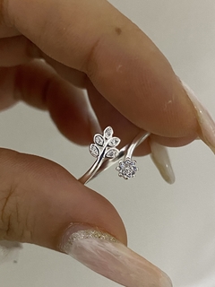 Anillo hojita y cubic (Regulable) en internet