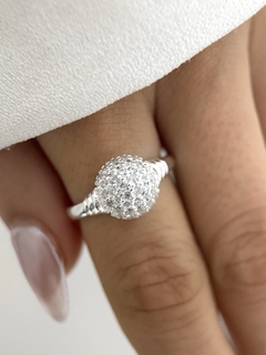 Anillo modelo 738 importado en internet