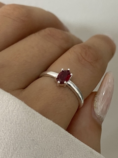 Anillo piedra fucsia - comprar online