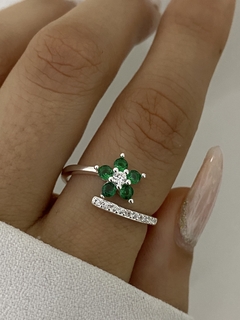 Anillo flor verde y cubic (Regulable) - comprar online