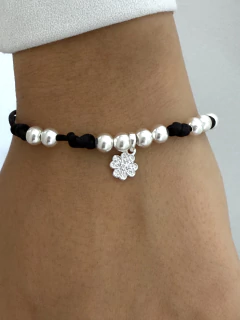 Pulsera hilo negro y dije trébol
