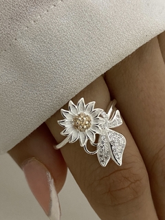 Anillo modelo 4 regulable (gira girasol) en internet