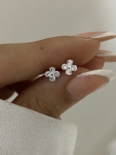 Piercing modelo 13 solitario stragus en internet