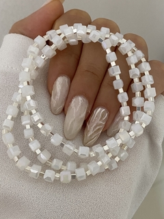 Pulsera cristal cubo blanco y cubito (elastizada)