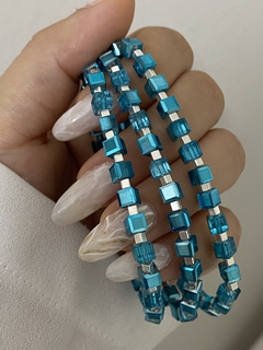 Pulsera cristal cubo celeste y cubito de plata - comprar online