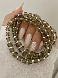 Pulsera cristal cubo gris y cubito de plata