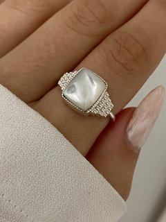 Anillo modelo 83 en internet