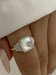 Anillo modelo 83