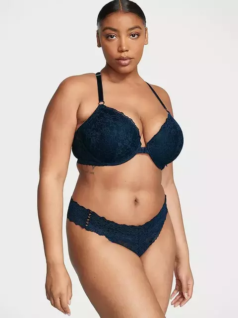 PANTY TANGA DE ENCAJE CON CORDONES