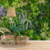Papel de Parede Jardim Vertical com Folhagens Verdes e Toques Florais com Plantas Tropicais e Detalhes Naturais na internet