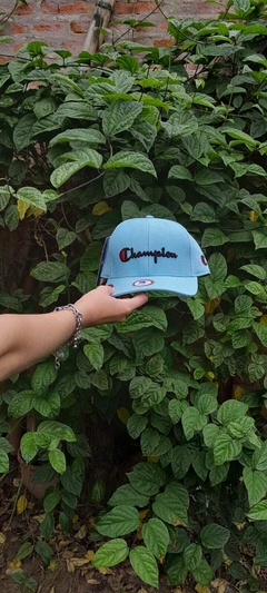 Banner de la categoría Gorra Champion Celeste