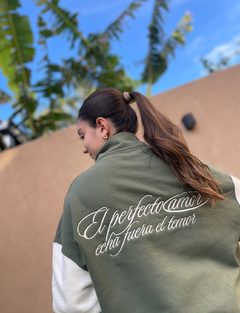 Buzo PERFECTO AMOR - tienda online