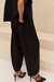 Calça Aura em Linho Preto - ÁBLIOR