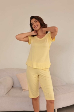 Pijama Manga e Calça pescador - Amarela - 215 - comprar online