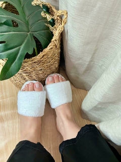 Pantufa 1 tira na internet