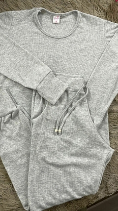 Pijama longo - Canelado - Cinza - 247 - comprar online