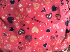 Pijama longo Suede Blusa Bege e Calça Rosa love e corações - LuaBella Pijameria