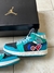 Jordan 1 Mid “Inspired By The Greatest” en internet
