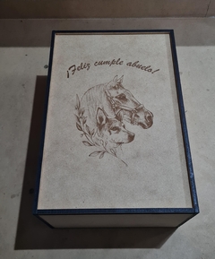 Caja vino y copa en internet