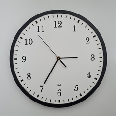 Reloj Blanco y Negro MDF - comprar online