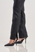 CALÇA RETA RESINADA - Jessica Viana Closet