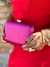 BOLSA DE FESTA TIPO CLUTCH CETIM COR PINK COM FECHO DE BOLA DOURADO
