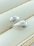 ANEL MAXI PONTAS DUPLAS GOTAS ACETINADO RÓDIO BRANCO