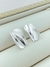 BRINCO GOTAS DUPLAS ACABAMENTO BRILHOSO E ACETINADO FOLHADO A OURO - comprar online