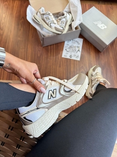 NB 530 BEGE/OFF - CAROL STORE 