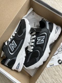 NB 530 PRETO/BRANCO na internet