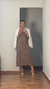 VESTIDO MIDI LUCIANA (POA OFF FUNDO MARROM) - loja online