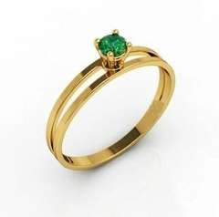 Anel Ouro 18K com Pedras Brancas e Pedra Verde